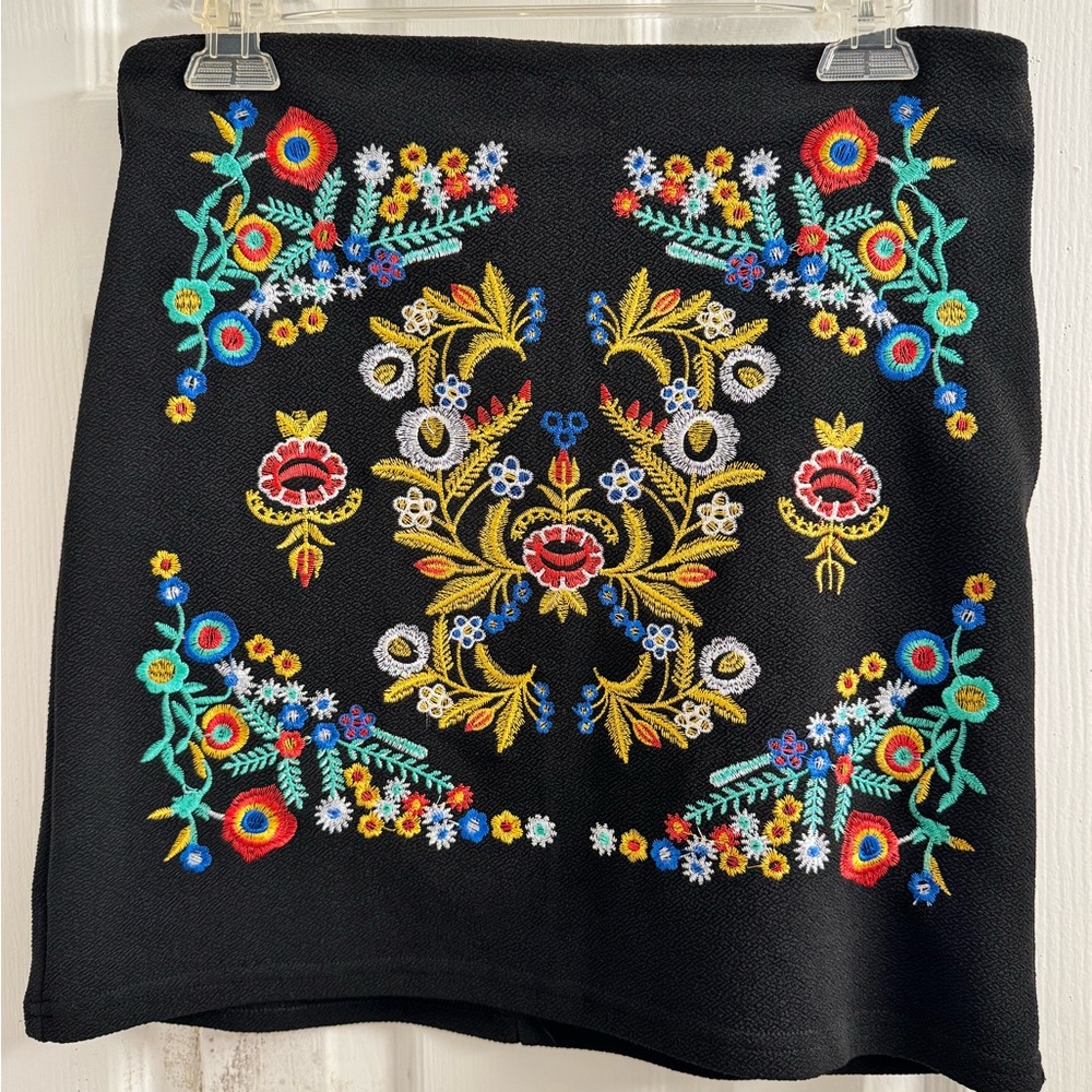 NWOT 🔥 Cute mini skirt!